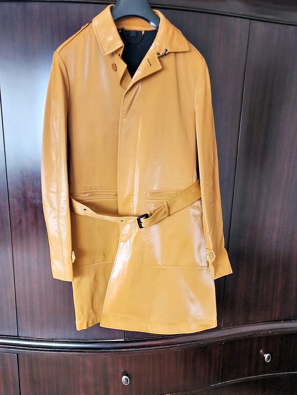 Men's Burberry Yellow Trench Coat Size EU48/US38